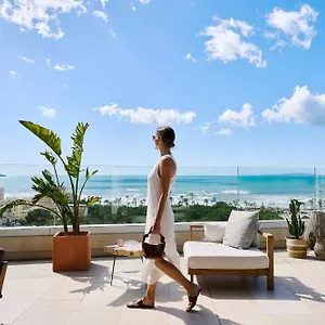 https://llaut-palace.balearic-islands.net