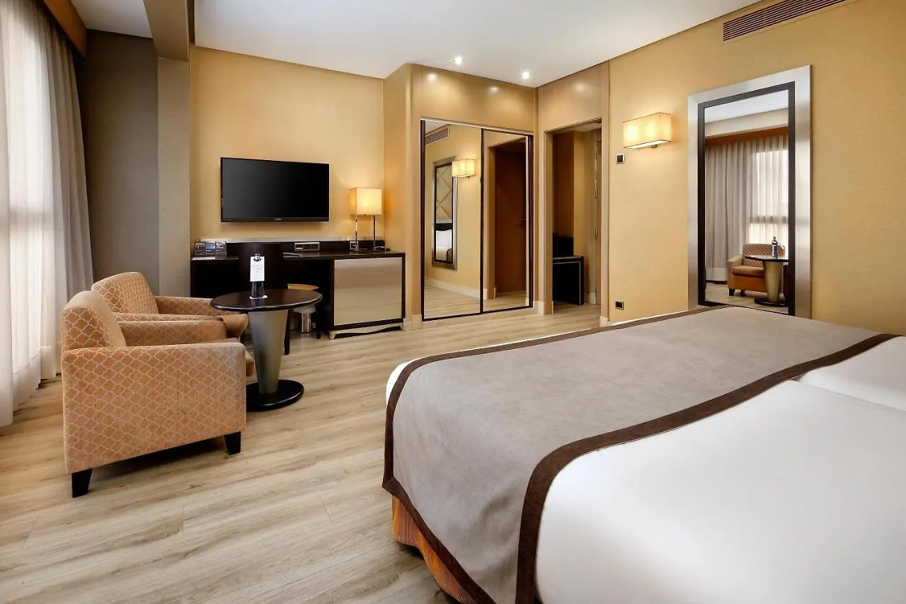 ****  Hcc St. Moritz Hotel Barcelona Spain
